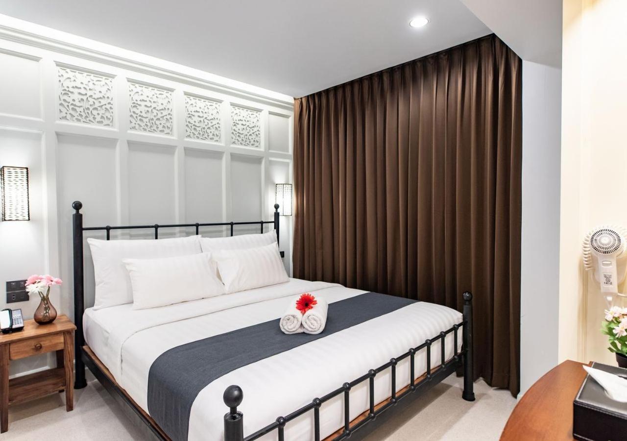 Dang Derm In The Park Khaosan Hotell Bangkok Exteriör bild